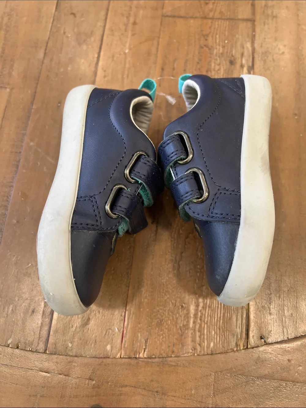 Ten little navy leather hook and loop sneakers little kids size 7